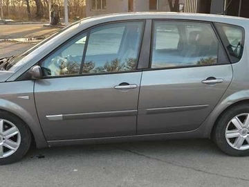 Авто Renault Scenic 2004 № 8306020