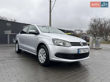 Авто Volkswagen Polo 2012 № 8306267