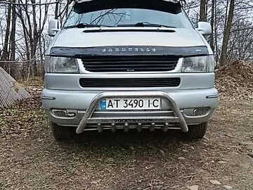 Авто Volkswagen Transporter 2001 № 8306270