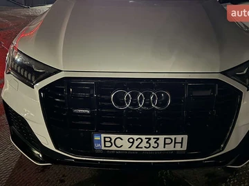 Авто Audi Q7 2021 № 8306397