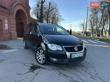 Авто Volkswagen Touran 2008 № 8306557