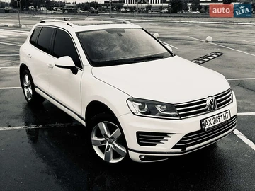 Авто Volkswagen Touareg 2012 № 8306772