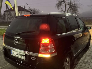 Авто Opel Zafira 2009 № 8306946