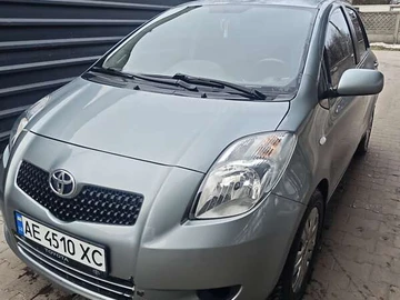 Авто Toyota Yaris 2007 № 8306987