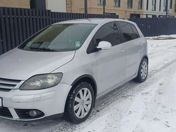 Авто Volkswagen Golf Plus 2006 № 8306993