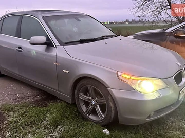 Авто BMW 5 Series 2005 № 8307003
