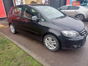 Авто Volkswagen Golf Plus 2008 № 8307010