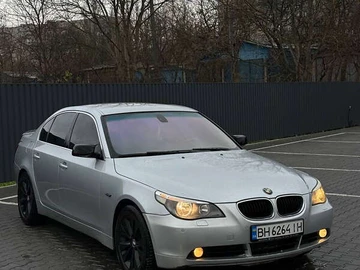 Авто BMW 5 Series 2004 № 8307222