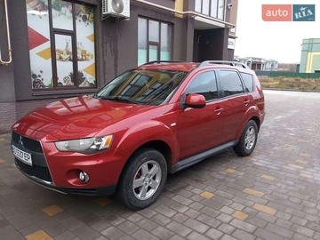 Авто Mitsubishi Outlander Xl 2010 № 8307259