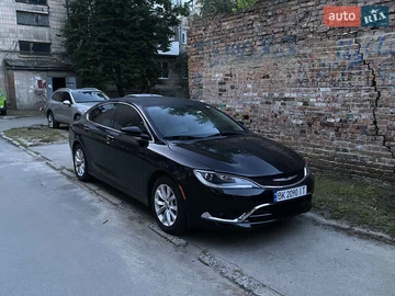 Авто Chrysler 200 2014 № 8307265