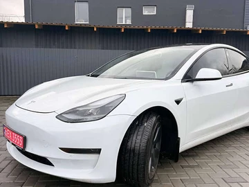 Авто Tesla Model 3 2021 № 8307336