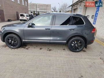 Авто Volkswagen Touareg 2011 № 8307341