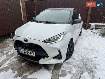 Авто Toyota Yaris 2021 № 8307343