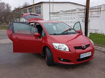Авто Toyota Auris 2008 № 8307954