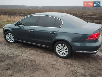 Авто Volkswagen Passat 2011 № 8307973