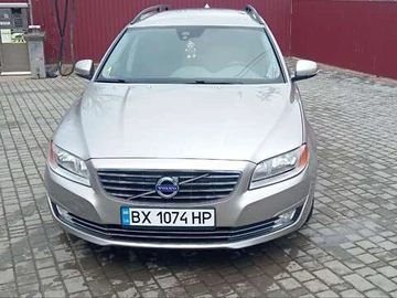 Авто Volvo V70 2013 № 8308009