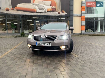 Авто Skoda Superb 2015 № 8308022
