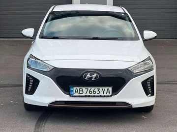 Авто Hyundai Ioniq 2018 № 8308042