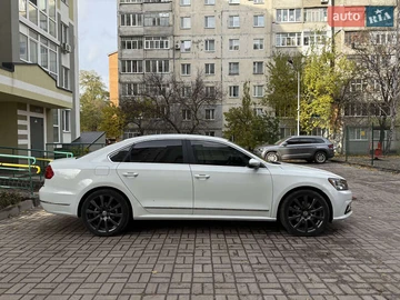 Авто Volkswagen Passat 2015 № 8308043