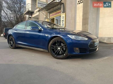 Авто Tesla Model S 2015 № 8308048