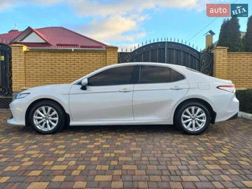 Авто Toyota Camry 2019 № 8308313