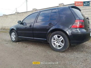 Авто Volkswagen Golf 2002 № 8308606