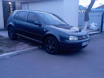 Авто Volkswagen Golf 2003 № 8308625