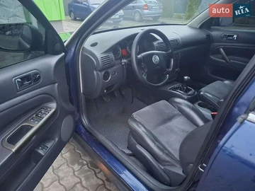 Авто Volkswagen Passat 2005 № 8308633