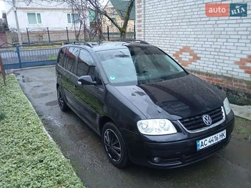 Авто Volkswagen Touran 2004 № 8308663