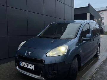 Авто Peugeot Partner 2012 № 8308776