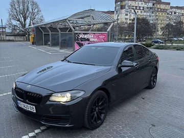 Авто BMW 5 Series 2013 № 8309083