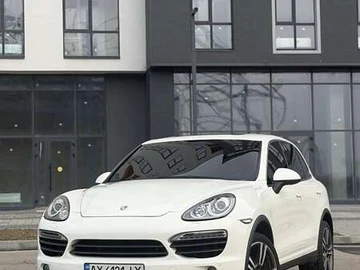 Авто Porsche Cayenne 2011 № 8309200