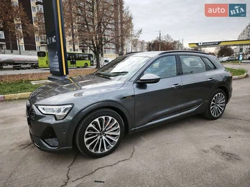 Авто Audi E-Tron 2022 № 8309284