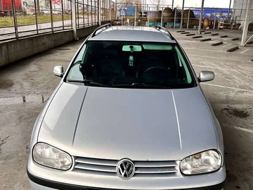 Авто Volkswagen Golf 2000 № 8309463