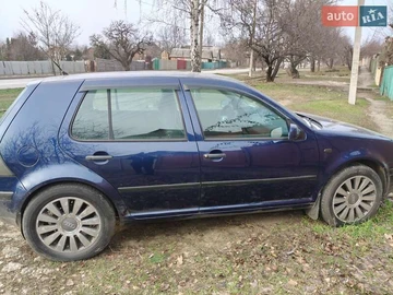 Авто Volkswagen Golf 2001 № 8309567