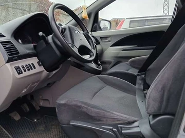 Авто Mitsubishi Grandis 2007 № 8309674
