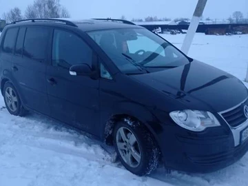 Авто Volkswagen Touran 2008 № 8309809