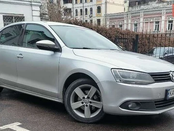 Авто Volkswagen Jetta 2010 № 8310220