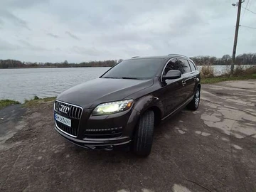 Авто Audi Q7 2011 № 8310234