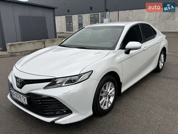Авто Toyota Camry 2018 № 8310285