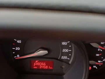 Авто KIA Rio 2015 № 8310390