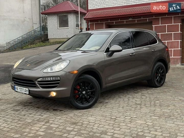 Авто Porsche Cayenne 2013 № 8310477