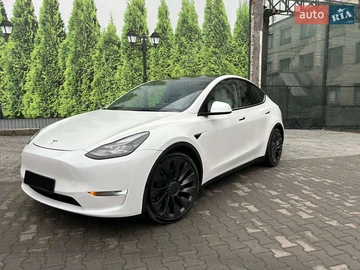 Авто Tesla Model Y 2023 № 8310492