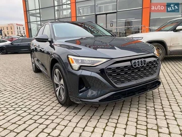 Авто Audi Q8 E-Tron 2023 № 8310498