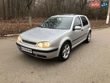 Авто Volkswagen Golf 2000 № 8310606