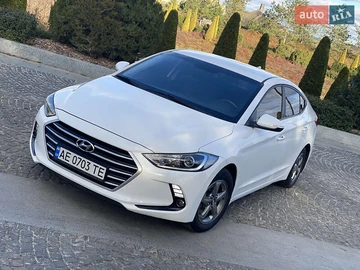 Авто Hyundai Avante 2016 № 8310743