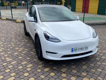 Авто Tesla Model Y 2021 № 8310890