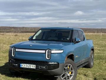 Авто Rivian R1T 2023 № 8310970