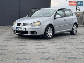 Авто Volkswagen Golf 2004 № 8311133