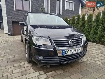 Авто Volkswagen Touran 2007 № 8311149